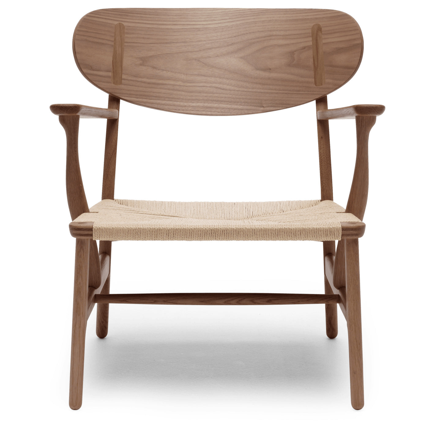 CH22 | Lounge Chair by Carl Hansen & Søn #Walnut/Oiled/Natural Paper Cord