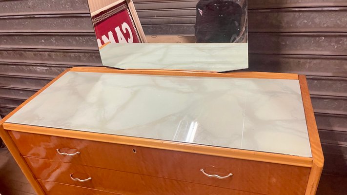 Chest of Drawers in Maple and Glass, 1960s-NUO-1419570