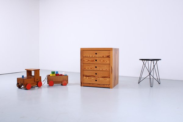 Chest of Drawers in Pinewood by Ate Van Apeldoorn for Houtwerk Hattem, 1960s-XT-1732078