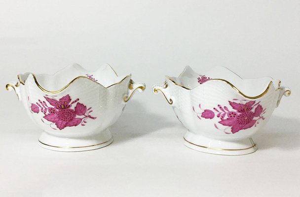 Chinese Bouquet Raspberry Porcelain Gravy Boats from Herend Hungary, Set of 2-UCH-1224464