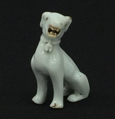 Chinese Porcelain Sitting Dog, Dehua, Qing Dynasty, Kangxi Era-UCH-1224684