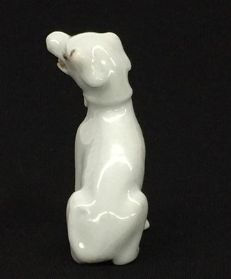 Chinese Porcelain Sitting Dog, Dehua, Qing Dynasty, Kangxi Era-UCH-1224684