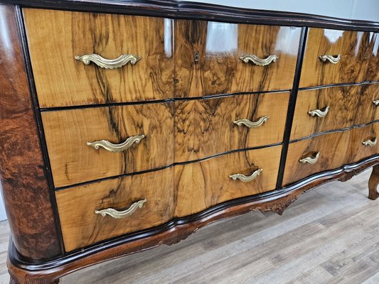 Chippendale Style Chest of Drawers in Burr Walnut and Blond Walnut with Glass Top, 1940-ZUW-2023430