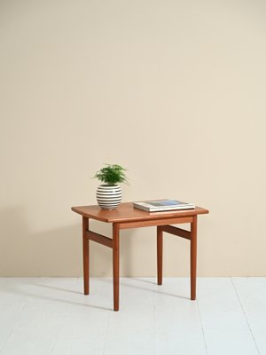 Coffee Table in Teak, 1960s-QWP-1735974