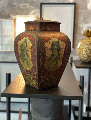 Collectible Art Nouveau Lidded Box, 1920s-JO-912389