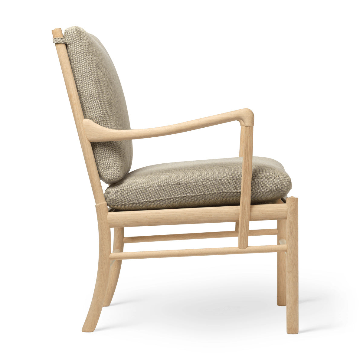 OW149 | Colonial Chair by Carl Hansen & Søn #Oak/Soaped/Fabric | Re-wool | 218