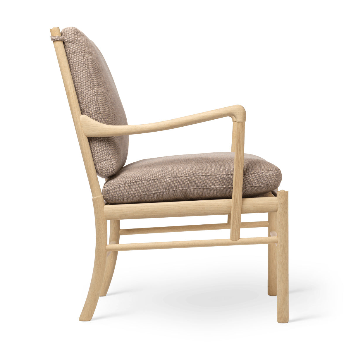 OW149 | Colonial Chair by Carl Hansen & Søn #Oak/Soaped/Fabric | Re-wool | 628