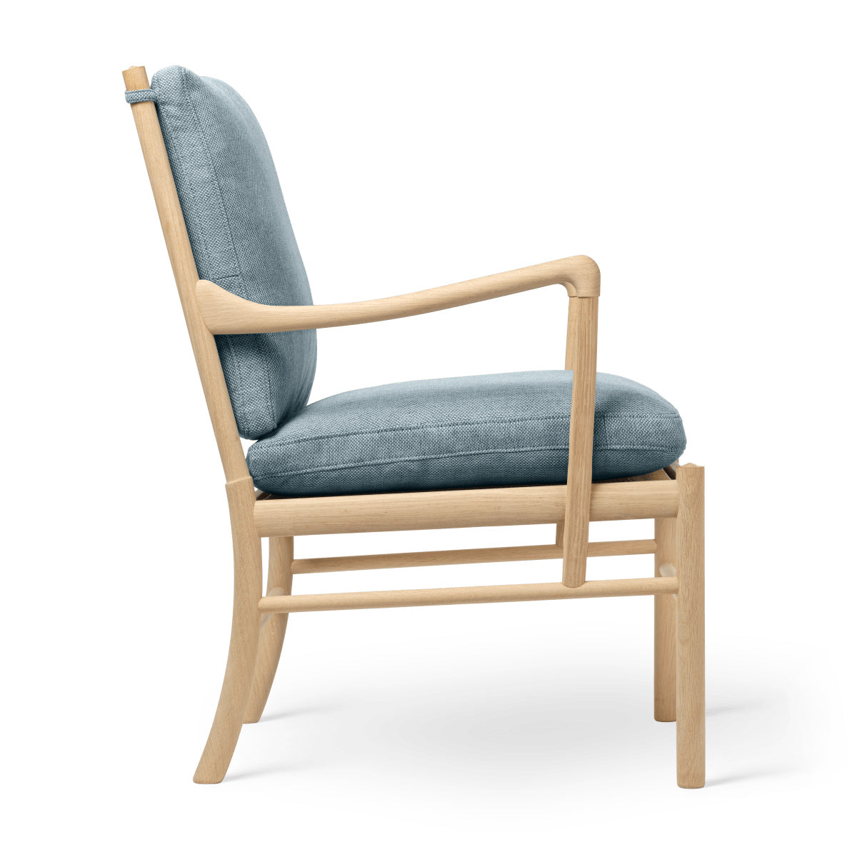 OW149 | Colonial Chair by Carl Hansen & Søn #Oak/Soaped/Fabric | Re-wool | 718