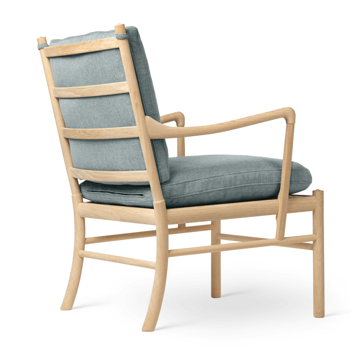 OW149 | Colonial Chair by Carl Hansen & Søn #Oak/Soaped/Fabric | Re-wool | 828