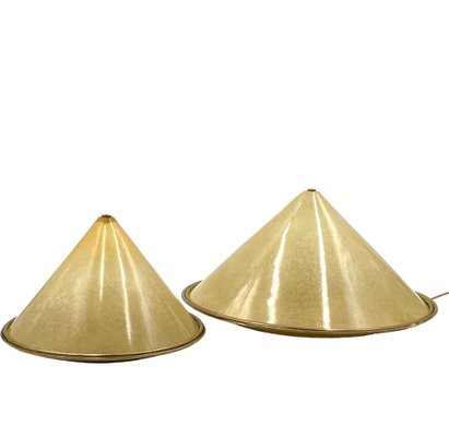 Conical Shaped Fiberglass and Brass Table Lamps, Italy, 1970s, Set of 2-TXN-1762845