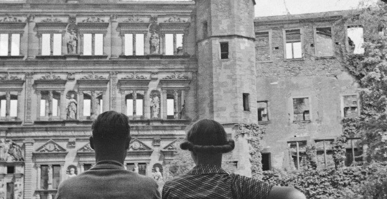 Couple on Bench View to Heidelberg Castle, Germany 1936, Printed 2021-DYV-990671