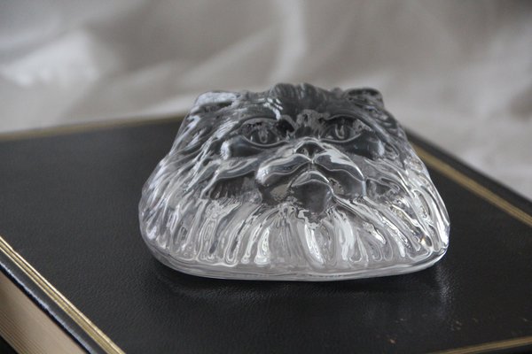 Crystal Glass Cat Head Figurine Paperweight from Daum, France, 1970s-NAD-1735985