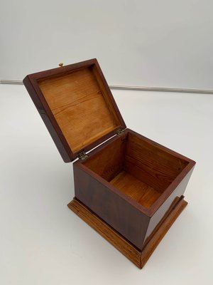 Cubic Biedermeier Box in Mahogany and Maple, Austria, 1840a-NNB-2033918