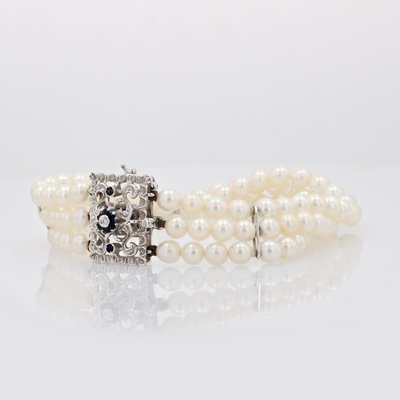 Cultured Pearl 18 Karat White Gold Sapphire Diamond Clasp 3 Rows Bracelet, 1970s-OLU-2042365