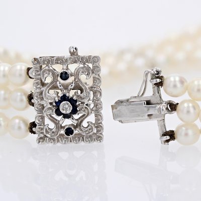 Cultured Pearl 18 Karat White Gold Sapphire Diamond Clasp 3 Rows Bracelet, 1970s-OLU-2042365