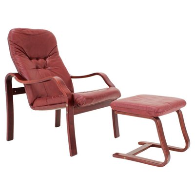 Czechoslovakian Leather Lounge Chair with Footrest from Ton, 1980, Set of 2-TZ-1262925