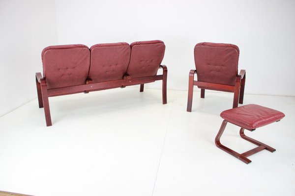 Czechoslovakian Living Room Set in Leather from Ton, 1980, Set of 3-TZ-1262912