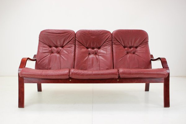 Czechoslovakian Three-Seater Leather Sofa from Ton, 1980-TZ-1262928