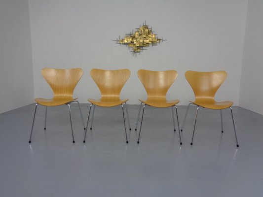 Danish 3107 Butterfly Chairs by Arne Jacobsen for Fritz Hansen, 1995, Set of 4-RDW-1056250