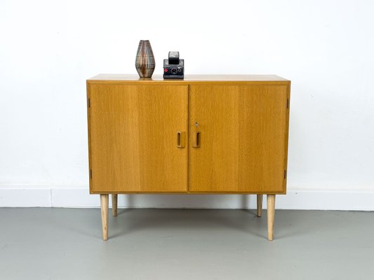 Danish Cabinet in Oak by Børge Mogensen for Søborg Møbelfabrik, 1960s-QEQ-2042032