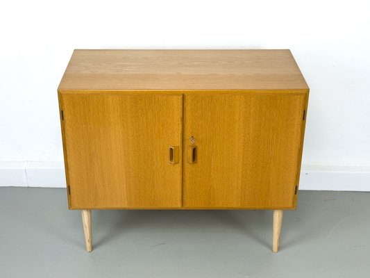 Danish Cabinet in Oak by Børge Mogensen for Søborg Møbelfabrik, 1960s-QEQ-2042032