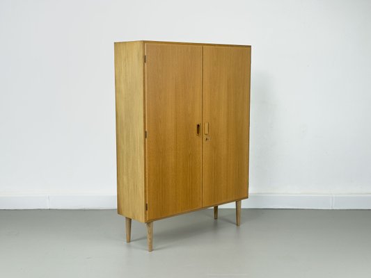 Danish Cabinet in Oak by Børge Mogensen for Søborg Møbelfabrik, 1960s-QEQ-2035949