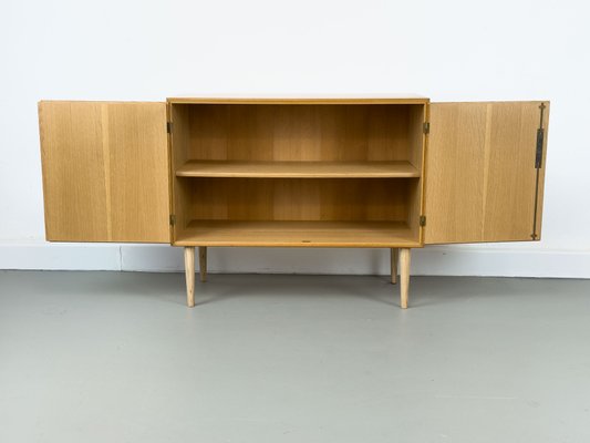 Danish Cabinet in Oak by Børge Mogensen for Søborg Møbelfabrik, 1960s-QEQ-2042032