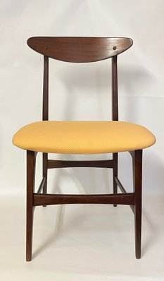 Danish Chairs in Teak with Padded Seat in the style of Hans J. Wegner, Set of 6-QZG-1336071