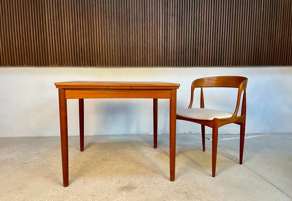 Danish Extendable Square Teak Dining Table with Curved Edges by Poul Hundevad for Hundevad & Co., 1960s-JP-1347652