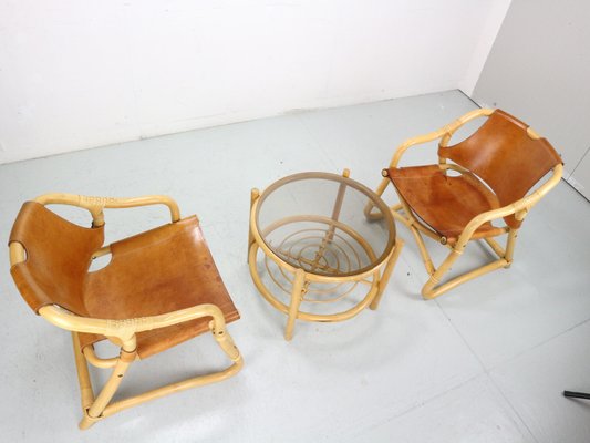 Danish Modern Manilla Lounge Chairs & Table in Bamboo and Saddle Leather, 1960s, Set of 3-DT-2026276