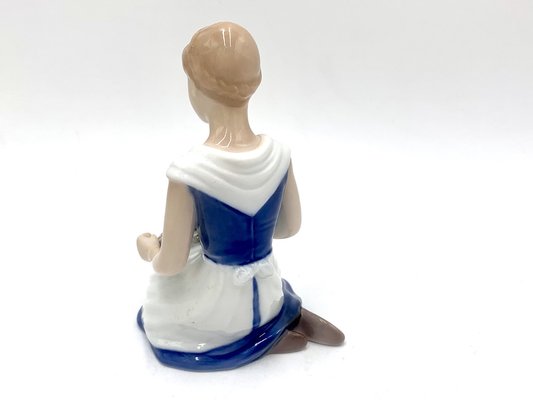 Danish Porcelain Figurine of a Girl With Wreath from Bing & Grondahl, 1980s-BXB-1191290