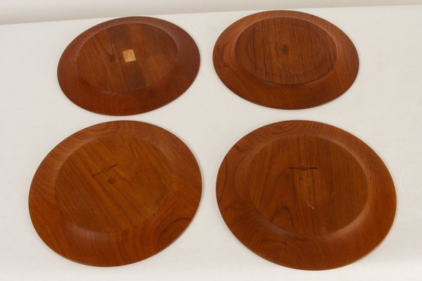 Danish Teak Plates and Bowl from Wiggers and Jens Quistgaard, 1960s, Set of 6-WIX-572424