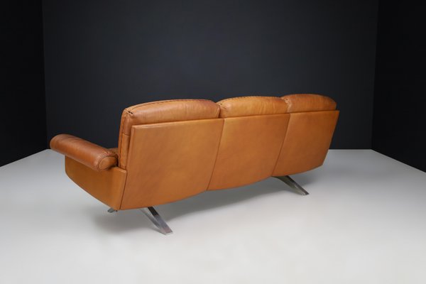 Ds-31 3-Seater Sofa in Patinated Cognac Leather from de Sede, Switzerland, 1970s-TRW-1719584