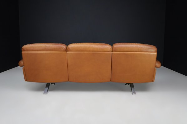 Ds-31 3-Seater Sofa in Patinated Cognac Leather from de Sede, Switzerland, 1970s-TRW-1719584