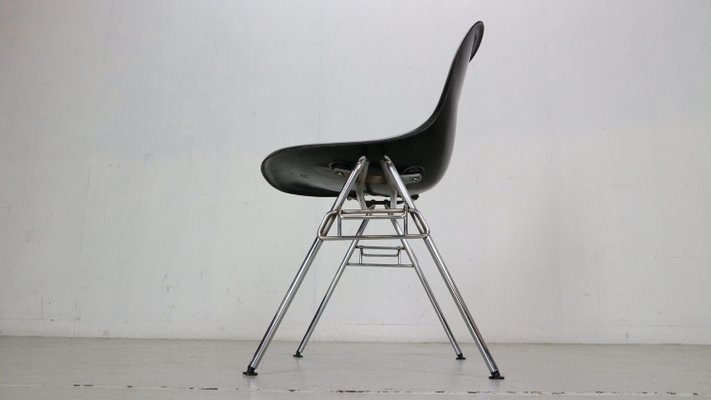 DSS Black Dining Room Chair by Charles & Ray Eames for Herman Miller, 1974-DT-2026174