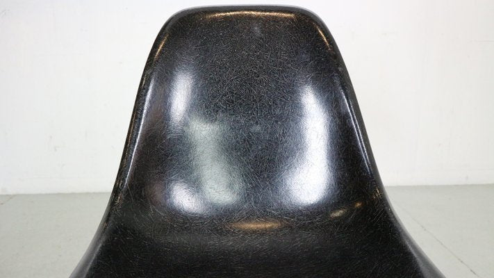 DSS Black Dining Room Chair by Charles & Ray Eames for Herman Miller, 1974-DT-2026174