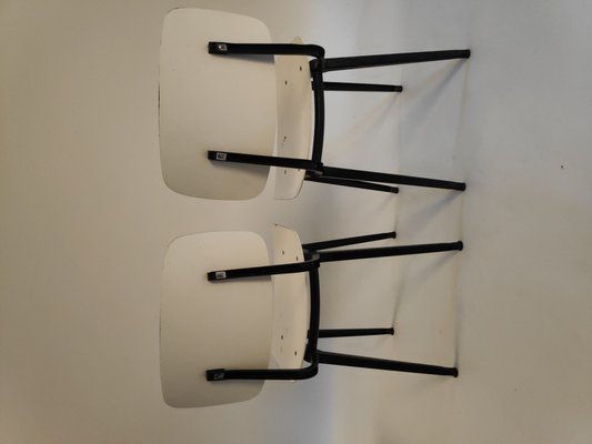 Dutch Industrial White Result Chairs by Friso Kramer for Ahrend De Cirkel, 1966, Set of 2-NQU-1422883