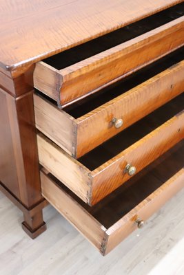 Early 19th Century Chest of Drawers in Walnut-DCO-2025948