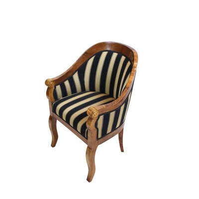 Early 19th Century Viennese Biedermeier Walnut Armchair-WFJ-1819184