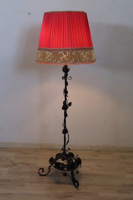 Early 20th Century Art Nouveau Iron Floor Lamp, 1890s-DCO-1750164