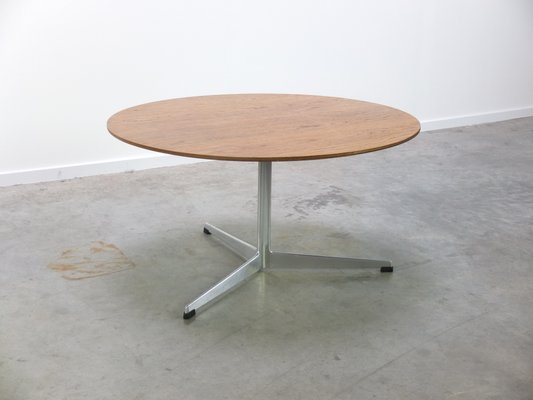 Early Round Teak Coffee Table by Arne Jacobsen for Fritz Hansen, 1960s-MHV-1275434