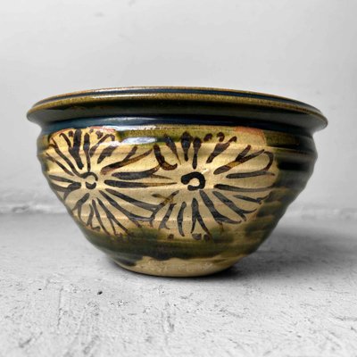 Early Shōwa Period Ceramic Japanese Bowl with Floral Pattern, 1950s-DWL-1821270