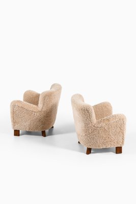 Easy Chairs in Beech & Reupholstered in Sheepskin attributed to Fritz Hansen, 1938, Set of 2-SC-2022135