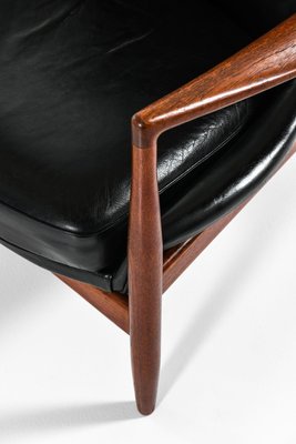 Easy Chairs in Teak and Original Black Leather attributed to Ib Kofod-Larsen, 1950s, Set of 2-SC-2032655