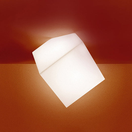 Edge 30 Wall/Ceiling Lamp by Artemide