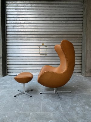 Egg Chair and Ottoman by Arne Jacobsen for Fritz Hansen, 1960s, Set of 2-ZM-1560004