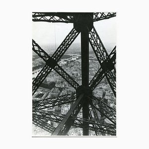 Eiffel Tower, Paris, 1955-DYV-701166