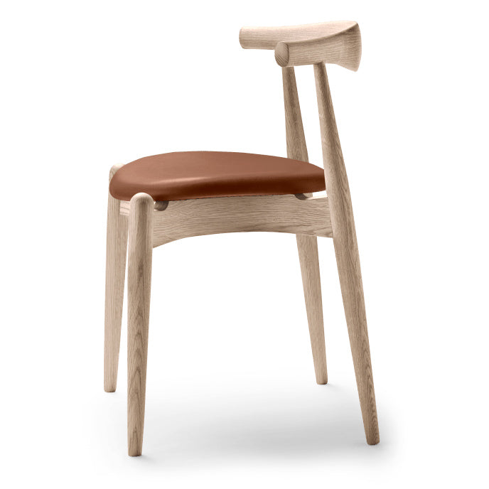 CH20 | Elbow Chair by Carl Hansen & Søn #Oak / Soaped / Leather Thor 307