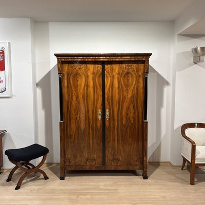 Empire Armoire in Walnut Veneer & Brass, Vienna, 1815-NNB-1786644