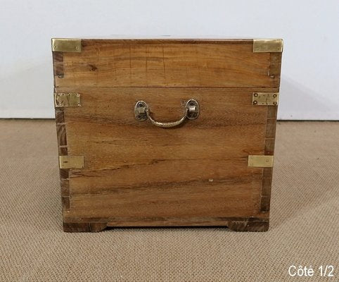 End of 19th Century Camphor and Blond Mahogany Travel Trunk-RVK-1312997